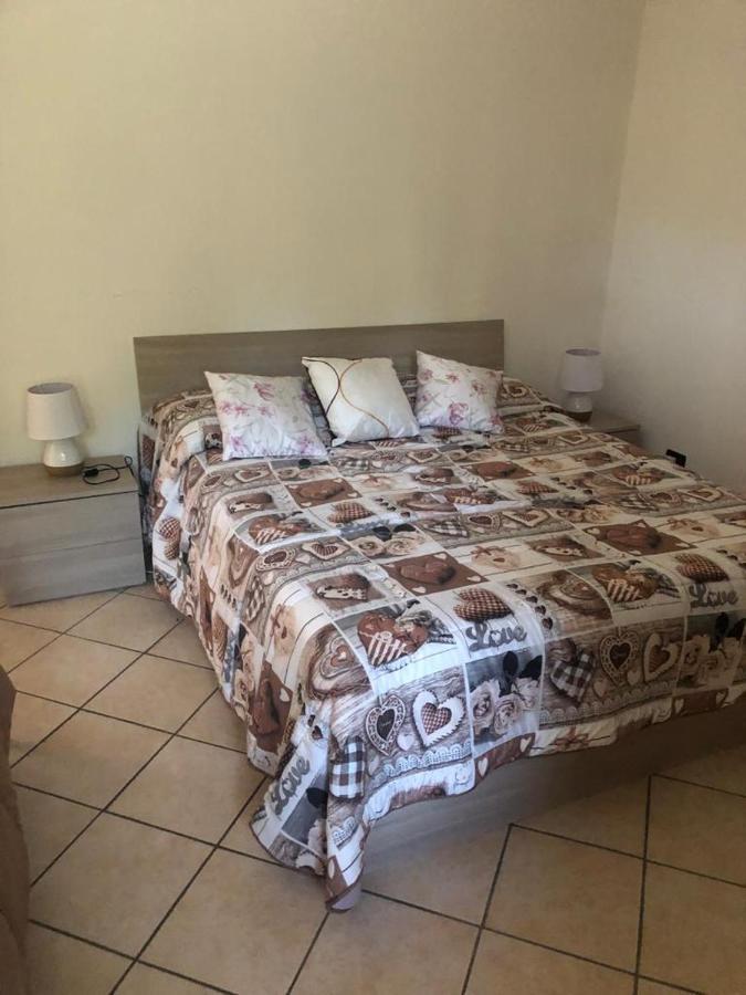 Mare O Montagna Appartement Cosenza Buitenkant foto