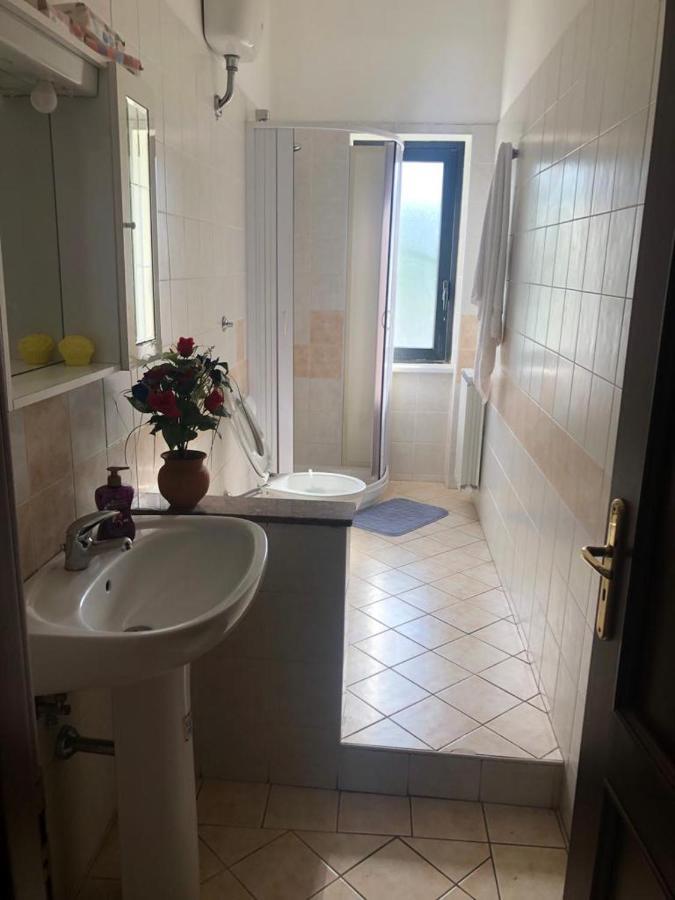 Mare O Montagna Appartement Cosenza Buitenkant foto