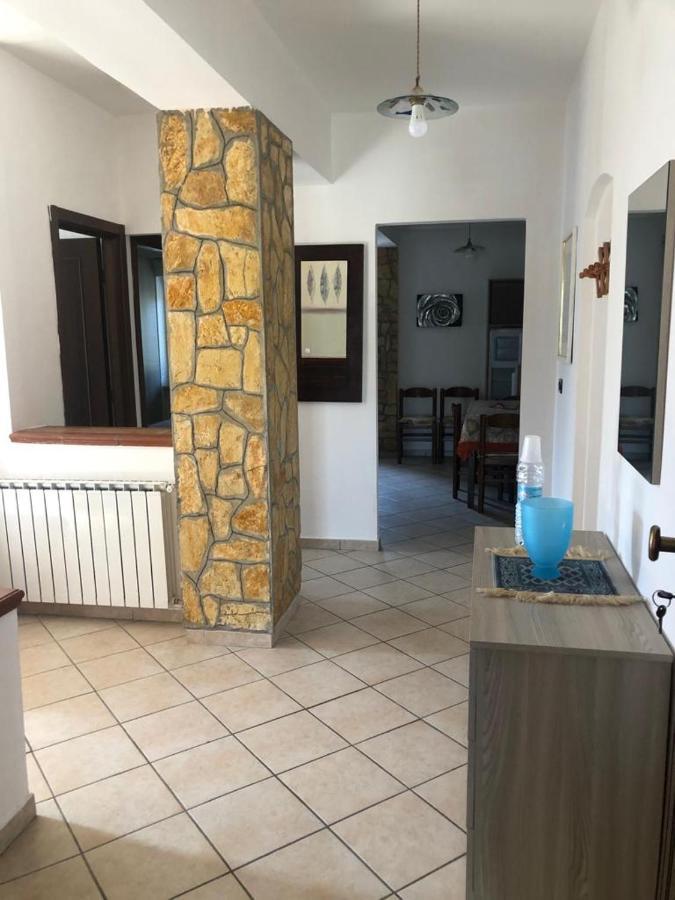 Mare O Montagna Appartement Cosenza Buitenkant foto
